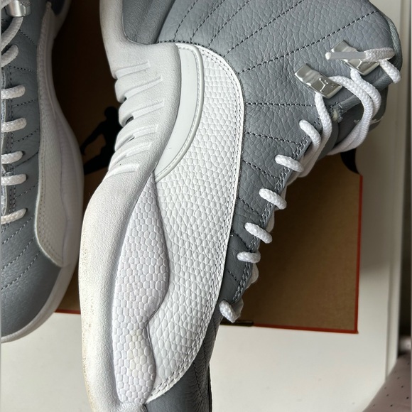 Nike Air Jordan 12 Retro - Picture 7 of 11